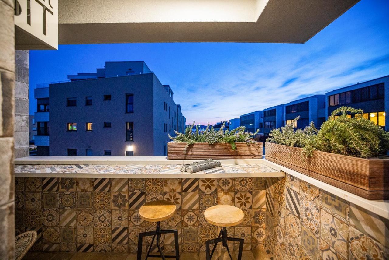 Ika Boutique Luxury Apartments Задар Екстериор снимка